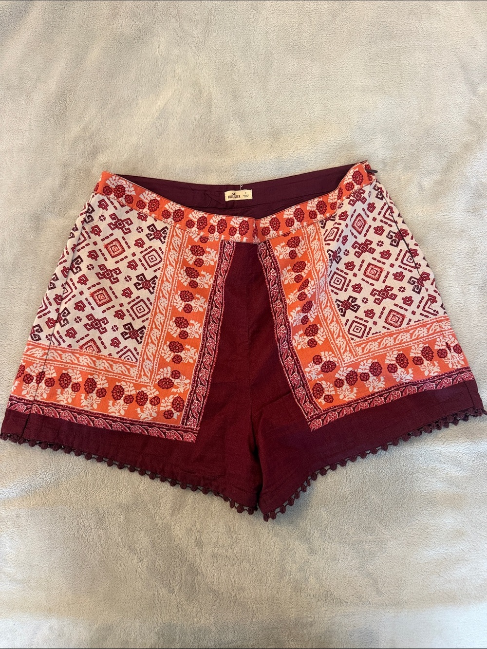 Hollister Bohemian Printed Maroon and Orange Women’s Shorts
